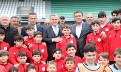 Bakan Bak: Türkiye bir spor devrimi yaşamaktadır 