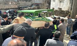 Tekirdağ'daki trafik kazasında ölen 5 kişiden 4'ü Kırklareli'nde defnedildi