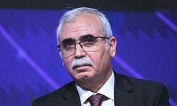 Kadir Özkaya yeniden AYM Başkanvekili seçildi