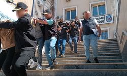 Arnavutköy'de bir kişinin öldüğü muhtarlık kavgasında 4 zanlı tutuklandı 