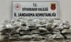 Diyarbakır’da bir araçta 71 kilo kubar esrar ele geçirildi   