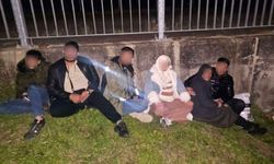 Edirne’de 6 kaçak göçmen ve 1 organizatör yakalandı