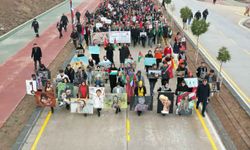 Hitit Üniversitesi öğrencileri İsrail'i protesto etti