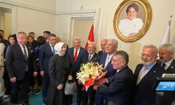 AK Parti'den İYİ Parti Genel Başkanı Müsavat Dervişoğlu'na ziyaret