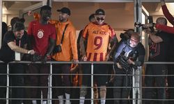 Galatasaray'da şampiyonluk coşkusu Florya'da yaşandı