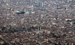 Deprem uzmanı Naci Görür'den İstanbul'un 3 ilçesi için çarpıcı yorum: Hiç acımadan kepçeyi vurarak yıkacaksın