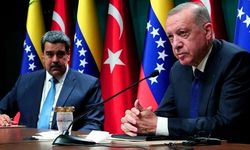 Maduro canlı yayında imzaladı: Erdoğan'a selamımı iletiyorum