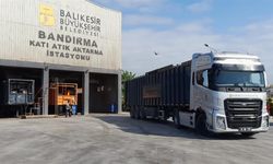 Bayram tatilinde Balıkesir'de 15 bin ton çöp toplandı