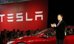 Tesla hissedarlarından Elon Musk'ın maaş paketine onay