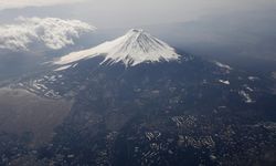 Japonya'da Fuji Dağı krateri yakınlarında kaybolan 3 dağcının cesedi bulundu