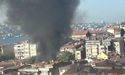 Ortaköy'de iki katlı yangın