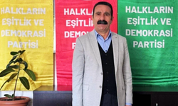 Görevden alınan Hakkari Belediye Başkanı Mehmet Sıddık Akış hakim karşısında...