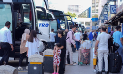 Bayram tatili dönüşünde otogarlar doldu taştı