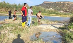 Irmağa giren 14 yaşındaki çocuk boğularak hayatını kaybetti