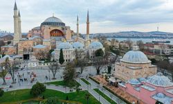 İstanbul Ayasofya'ya Nasıl Gidilir?