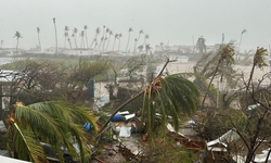 Beryl Kasırgası'nın 200 binden fazla kişiyi etkilemesi bekleniyor