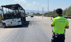 Bursa'da seyir halindeki yolcu otobüsü alevlere teslim oldu