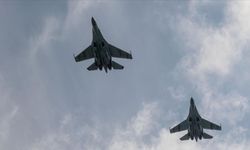 Ukrayna doğruladı! F-16 savaş uçağı düştü!