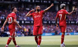 Liverpool'dan iyi başlangıç! Salah tarihe geçti