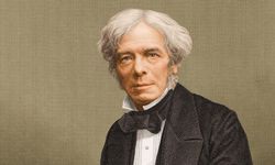 Michael Faraday Kimdir? Elektrik ve Manyetizma Arasındaki Bağı Keşfeden Bilim İnsanı