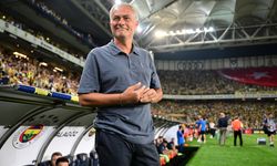 Mourinho: İlk yarıda maçı koparmamız gerekiyordu