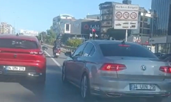 Şehrin göbeğinde trafik magandası! Önünü kesti...