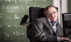 Stephen Hawking Kimdir? Kara Deliklerin Gizemini Çözen Büyük Dahi