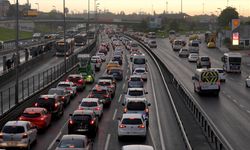 Haftanın ilk iş ve okul günü! İstanbul'da trafik yoğunluğu