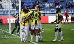 Fenerbahçe ilk yarıdan işi bitirdi