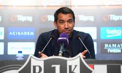 van Bronckhorst: Kazandığımız için çok mutluyuz