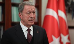 Hulusi Akar'dan Kıbrıs açıklaması: İki devletli çözümü kabullenin