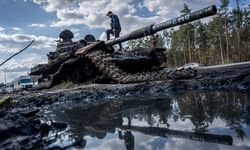 Ukrayna: Rusya'da iki cephaneliği vurduk