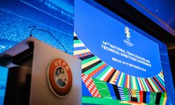 Montella, UEFA Milli Takım Teknik Direktörleri Konferansı'na katıldı