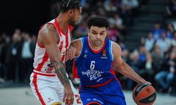 Anadolu Efes 15 sayıdan dönüp Olympiakos'u devirdi