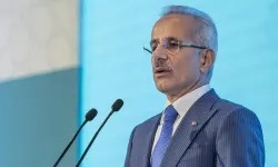 Bakan Uraloğlu: Sivas'taki depremlerde ulaşım ve haberleşmeye dair sorun tespit edilmedi