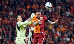 Galatasaray'da şok sakatlık, oyunu yarıda bıraktı