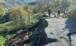 Rize'de heyelan! 16 konut tahliye edildi