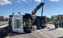 Otoyolda trafiği durduran kaza! Ankara yönünde uzun araç kuyrukları oluştu