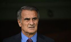 Şenol Güneş'ten Fenerbahçe maçı sonrası açıklamalar! ''Enis'e verilen kart Amrabat'a verilmedi''