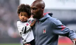 Beşiktaş'ta sürpriz Atiba Hutchinson gelişmesi! Lisansı çıkarıldı...