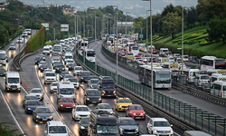 İstanbul'da trafik! Yoğunluk yüzde 56'ya çıktı