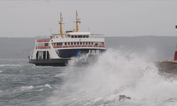 Çanakkale'de feribot seferleri iptal edildi