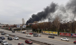 Ankara'da 2 katlı binada yangın! Müdahale ediliyor