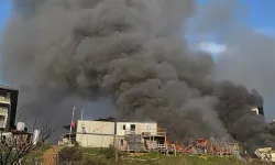 Üsküdar'da işçilerin kaldığı konteynerde yangın