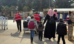 Suriyelilerin Hatay'daki sınır kapılarından ülkelerine dönüşü sürüyor