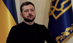 Zelenskiy, Rusya ile savaşın 3. yılında ülkesiyle gurur duyduğunu belirtti