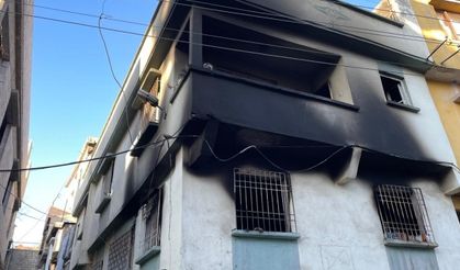 Gaziantep'te yangının çıktığı 2 ev kullanılmaz hale geldi
