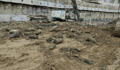 Beyoğlu'nda inşaat alanında 30 havan topu bulundu