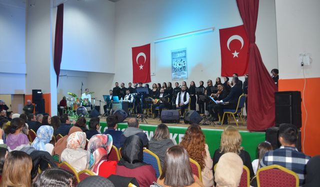 Bulanık'ta Türk Halk Müziği konseri düzenlendi   