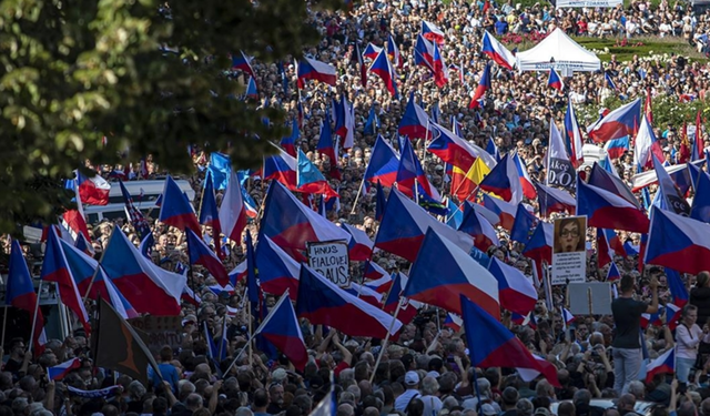 Çekya, Rusya Büyükelçisi'ni geri çağırdı
